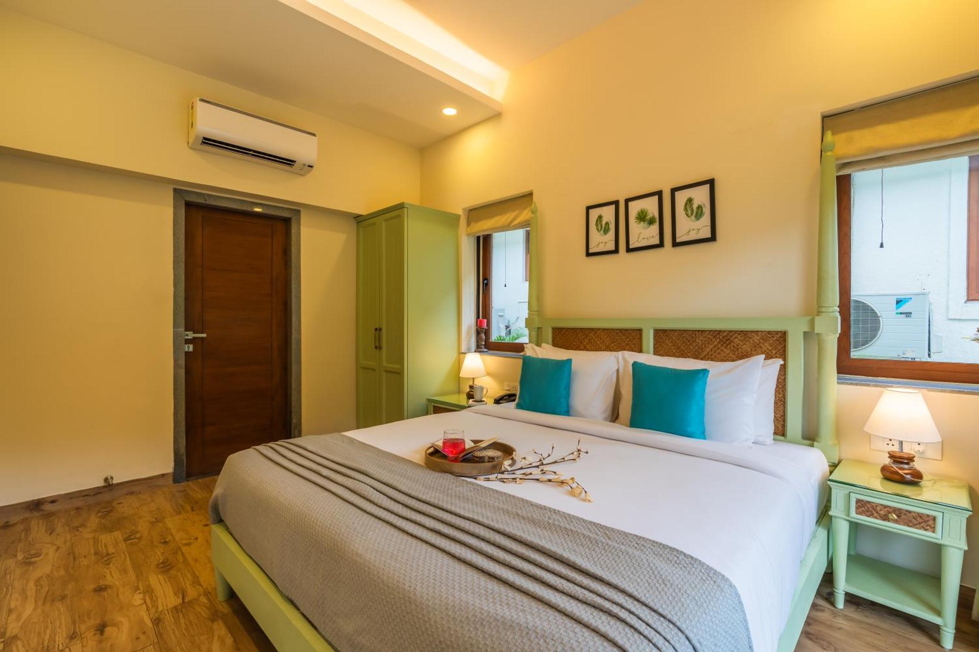 Elivaas 3 Bhk Pvt Pool & Bar - Villa Valerie Oxel Luaran gambar