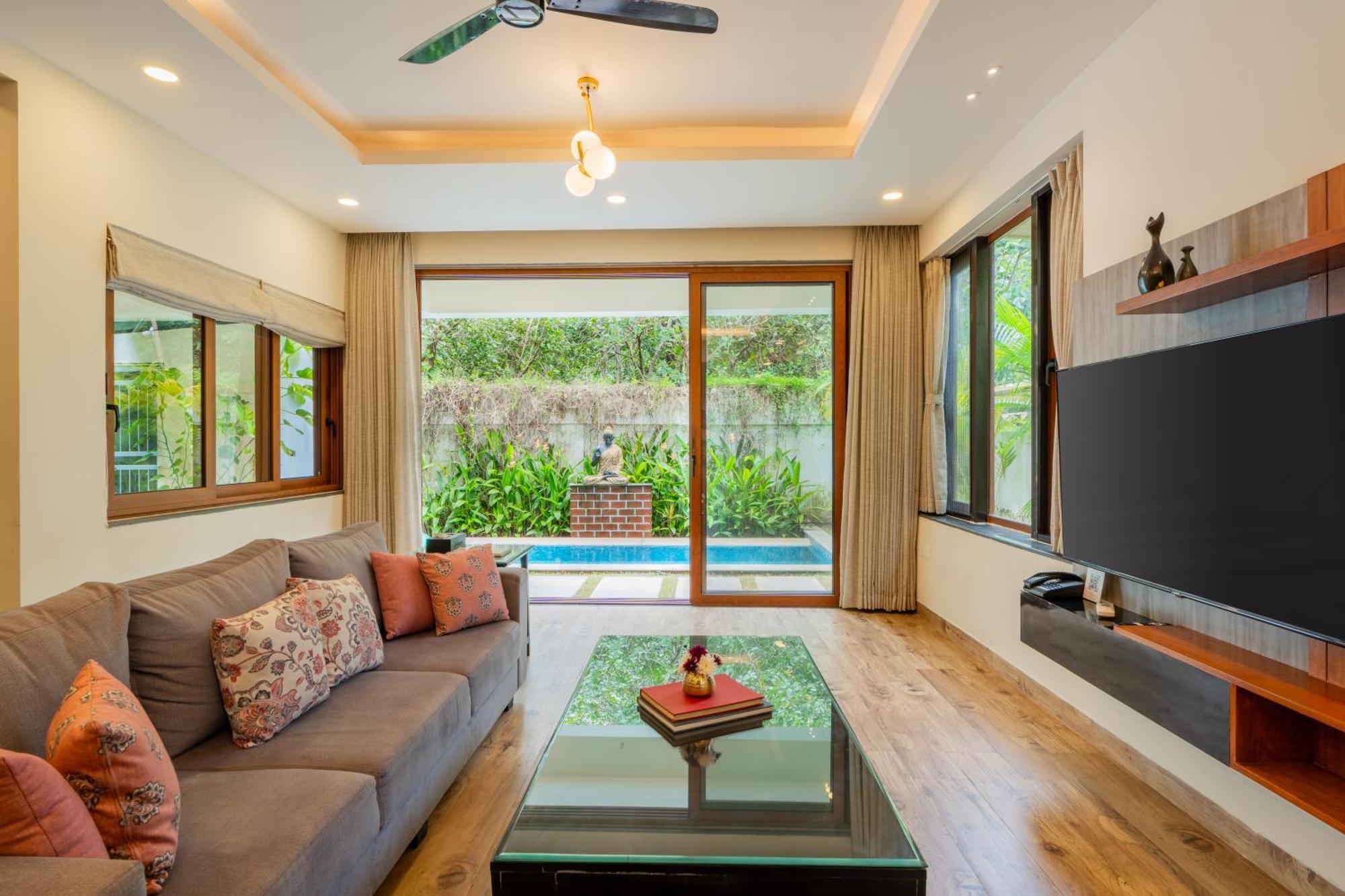 Elivaas 3 Bhk Pvt Pool & Bar - Villa Valerie Oxel Luaran gambar