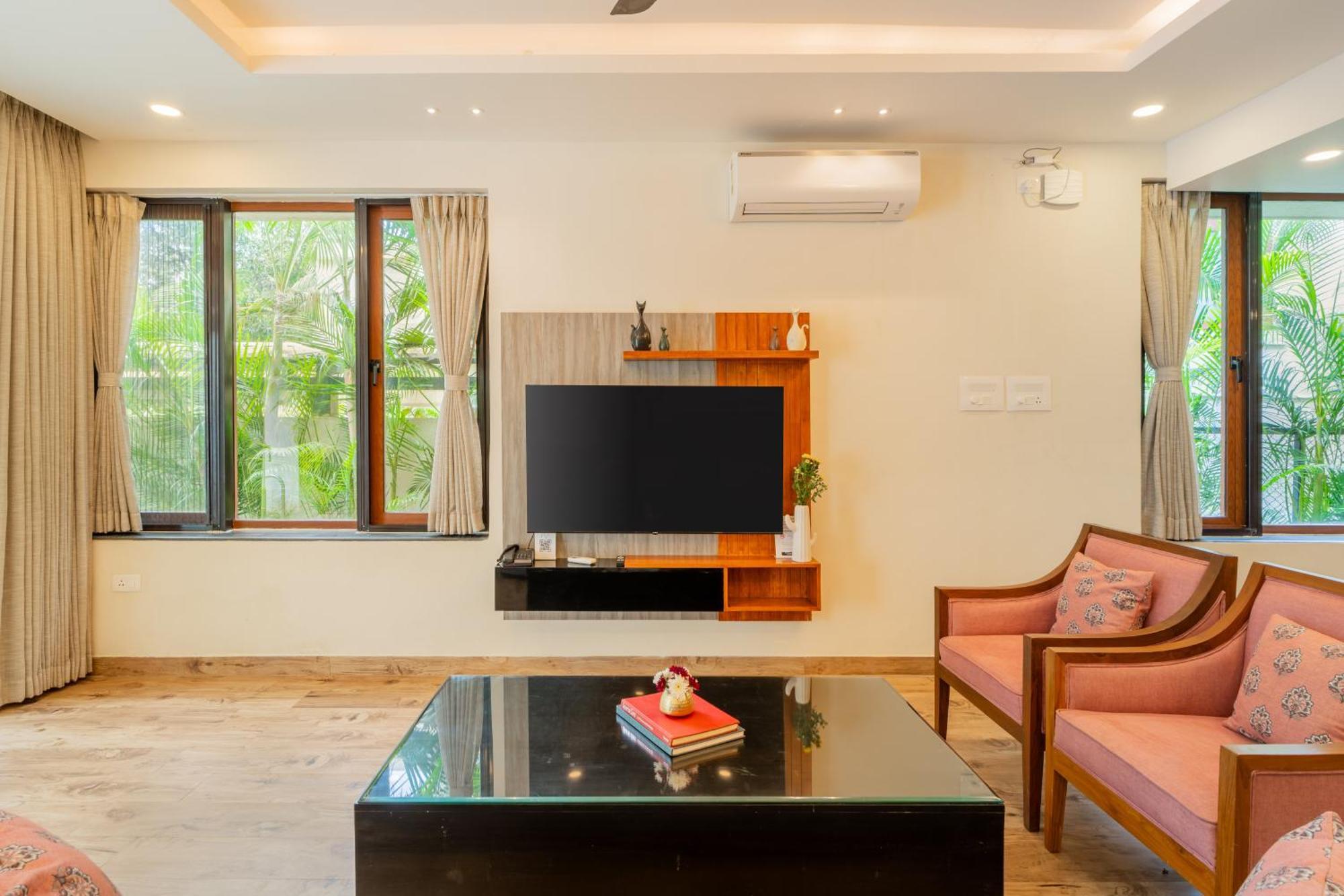 Elivaas 3 Bhk Pvt Pool & Bar - Villa Valerie Oxel Luaran gambar